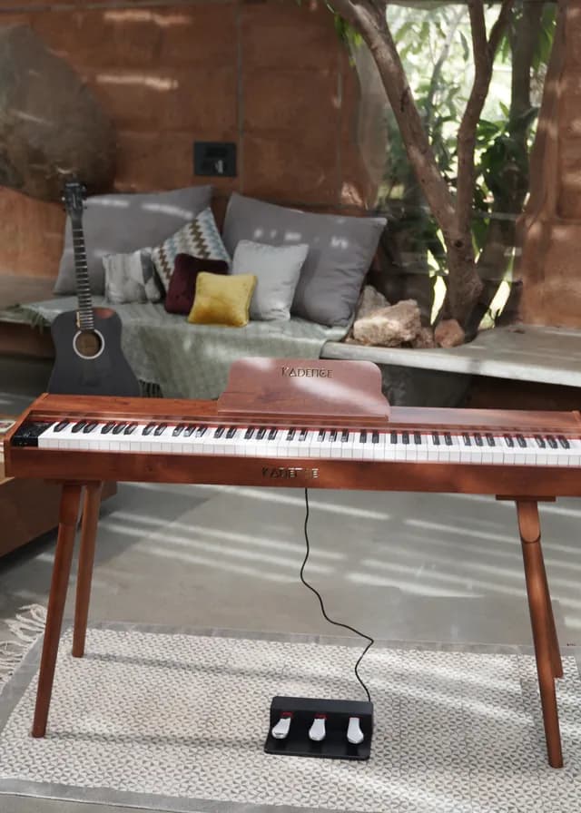 Digital Pianos